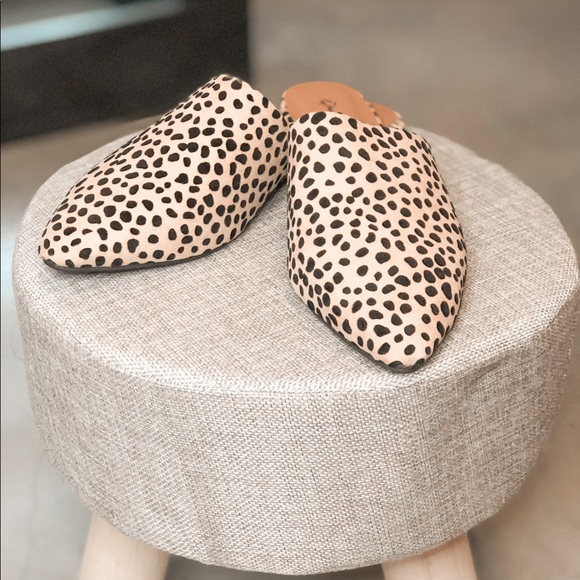 cheetah print slip on flats - Picture 2 of 2